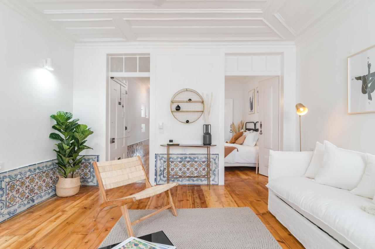 Casa Boma Lisboa - Typical And Spacious Apartment - Lapa II Exterior photo